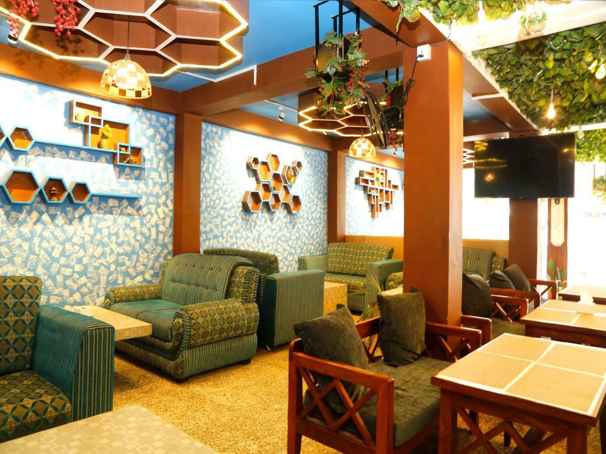Spot On 497 Hotel Potala Thapathali Buitenkant foto